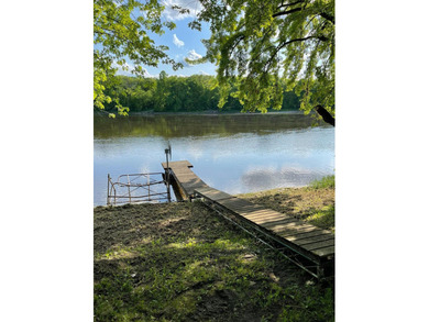 Prepare to fall in love with this stunning rustic riverfront - photo 8