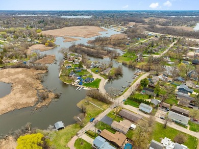 Enjoy peaceful water views in this well-maintained 3-bedroom, 2 - photo 9