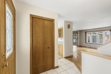 Enjoy peaceful water views in this well-maintained 3-bedroom, 2 - photo 10