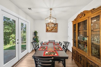 Welcome to 6425 Dogwood Way, a beautifully maintained home - photo 24