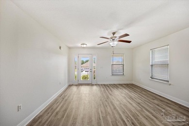 Come discover this beautifully refreshed 4-bedroom, 3-bath home - photo 5