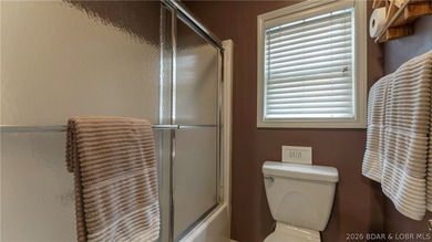 Upon entering this 4 bed nearly 2700sqft one level home, you'll - photo 28
