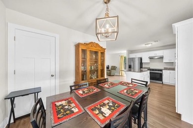 Welcome to 6425 Dogwood Way, a beautifully maintained home - photo 28