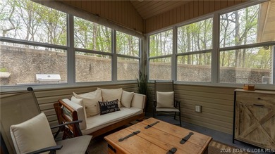 Upon entering this 4 bed nearly 2700sqft one level home, you'll - photo 31