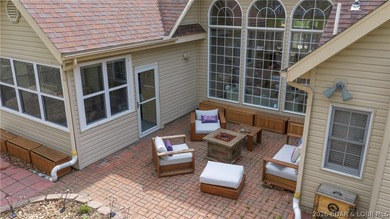 Upon entering this 4 bed nearly 2700sqft one level home, you'll - photo 35