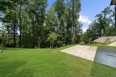 Welcome to 6425 Dogwood Way, a beautifully maintained home - photo 42