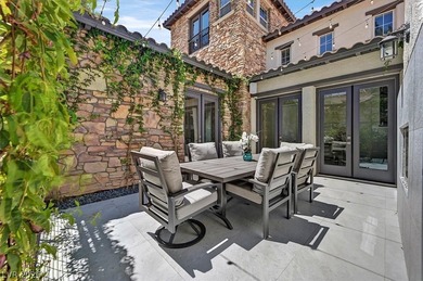 THIS GORGEOUS CHRISTOPHER HOME SHOWS LIKE A MODEL & IS NESTLED - photo 7