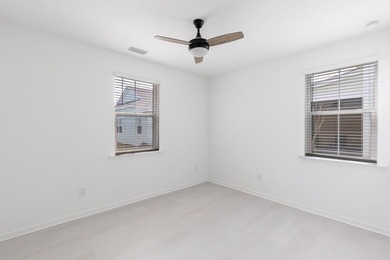 Back on market with no seller's fault. Very motivated seller! - photo 8