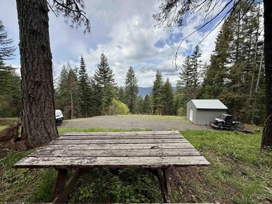 Discover 4 acres of land just minutes from the scenic Clearwater - photo 4