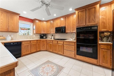 Beautiful Lake Lanier home in sought after Northlake - photo 11