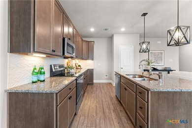 Belton ISD Beauty with $30K+ Upgrades - Move-In Ready Near - photo 11