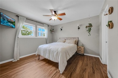 Charming and well-maintained, this 2-bedroom, 2-bath townhome - photo 14