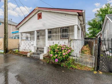 Great Opportunity! Welcome to 901 Harding Park. This Gem of a - photo 24