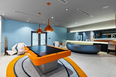 Welcome to the sky. Perched high on the 26th floor in the heart - photo 32
