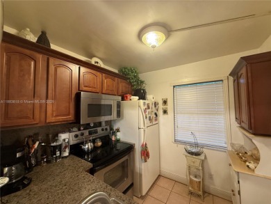 Lake Condo For Sale in Sunrise, Florida