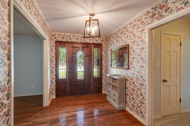 Prime location near MSU & Sikes Lake, with a convenient commute - photo 3