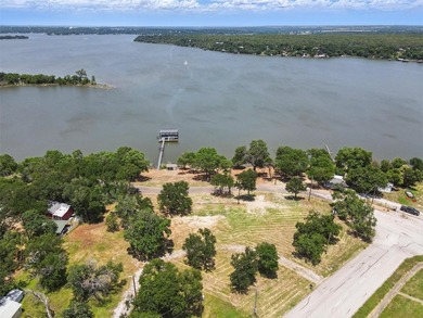 Looking for deeded waterfront property with an exceptional - photo 6