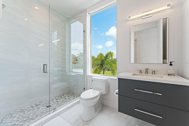 Located directly on the East side of the Intracoastal Waterway - photo 43