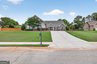 Welcome home to your beautifully maintained 4 bedroom, 3.5 bath - photo 3