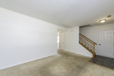 Welcome home to this beautifully maintained and move-in-ready - photo 4