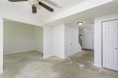 Welcome home to this beautifully maintained and move-in-ready - photo 10