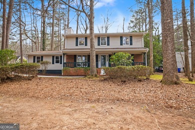 (private lake, pond, coastal) Home Sale Pending in Peachtree City Georgia