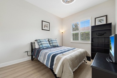 Welcome to this charming CORNER UNIT 2-bedroom, 2-bathroom villa - photo 17