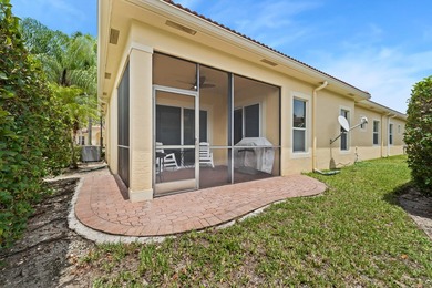 Welcome to this charming CORNER UNIT 2-bedroom, 2-bathroom villa - photo 19