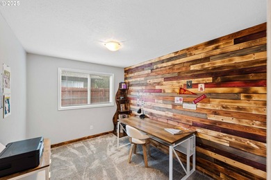 Location, location, location! Single level ranch style home with - photo 19