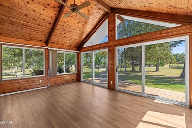 Beautiful 3.5 acres with barn, close to both Douglas and - photo 21