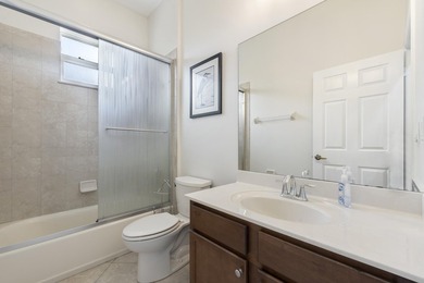 Welcome to this charming CORNER UNIT 2-bedroom, 2-bathroom villa - photo 21