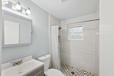 Location, location, location! Single level ranch style home with - photo 25
