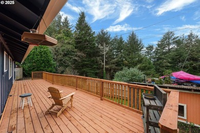 Location, location, location! Single level ranch style home with - photo 26