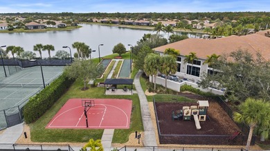 Welcome to this charming CORNER UNIT 2-bedroom, 2-bathroom villa - photo 33