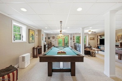 Escape To Your Own Mountain Retreat In This Beautifully Crafted - photo 34