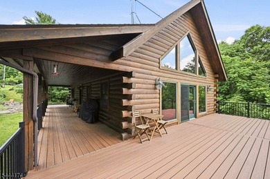 Escape To Your Own Mountain Retreat In This Beautifully Crafted - photo 36