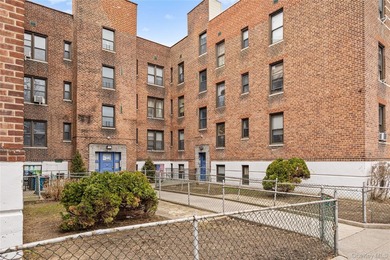 You found it! A real two-bedroom, one bath co-op with a MODERN - photo 2