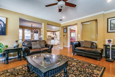 East facing home with 5 bedrooms with solid hardwood floors, Koi - photo 7