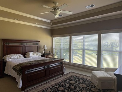 Welcome to this almost 3,000 square foot partially furnished - photo 20