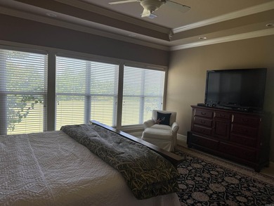 Welcome to this almost 3,000 square foot partially furnished - photo 21