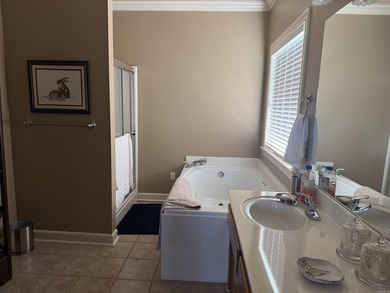 Welcome to this almost 3,000 square foot partially furnished - photo 23