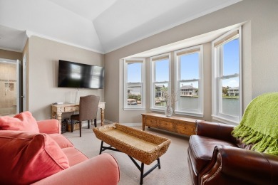 This Property offers a coastal ambiance, contemporary flair and - photo 29