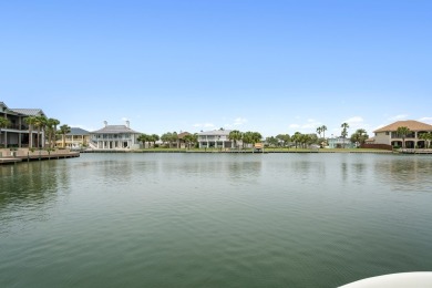 This Property offers a coastal ambiance, contemporary flair and - photo 37