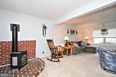 Immediate possession!!! Welcome to 238 Fox Run Road, a well - photo 6