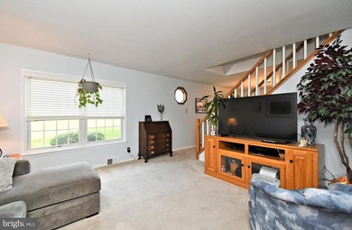 Immediate possession!!! Welcome to 238 Fox Run Road, a well - photo 9