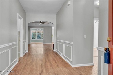 Welcome to this beautifully maintained 3 bedroom, 2 bath home - photo 6