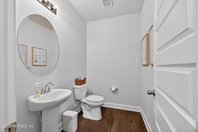 Welcome to this beautifully designed ranch-style water view home - photo 12