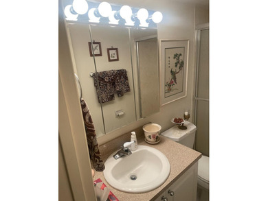 Charming first-floor condo. Step inside to find a spacious - photo 19