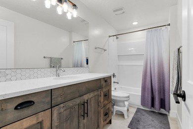 Don't miss this thoughtfully designed custom and fully finished - photo 21