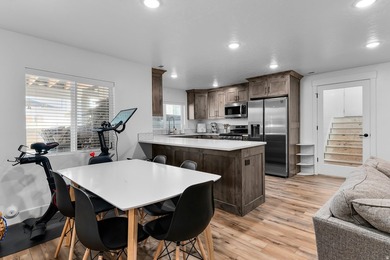 Don't miss this thoughtfully designed custom and fully finished - photo 30